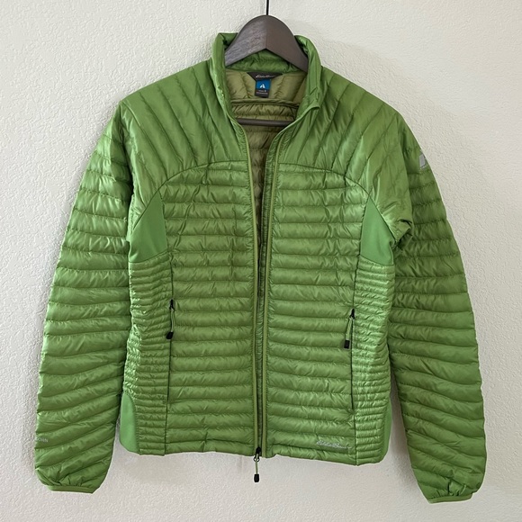 NWOT. Eddie Bauer First Ascent Down Jacket. Size S Color: Green - Picture 2 of 9